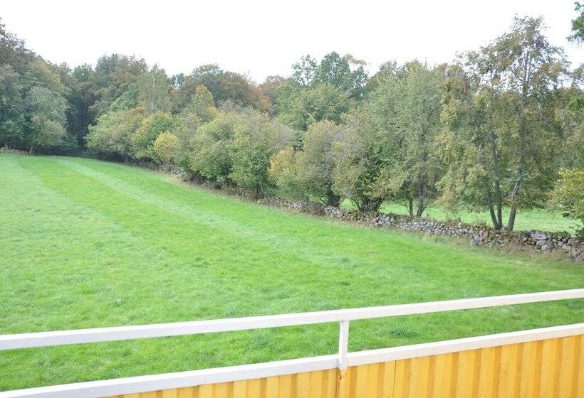 בית מלון כפרי & Pensionat Björkelund