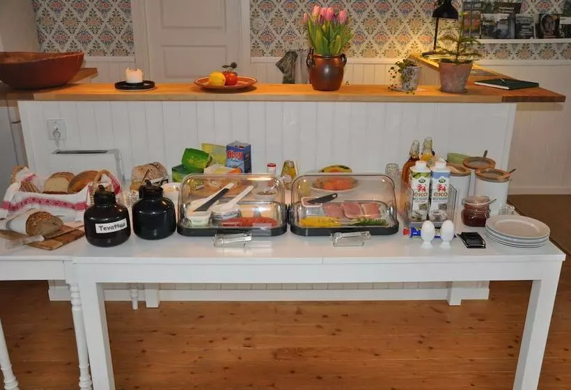 ホテル & Pensionat Björkelund