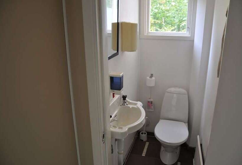 בית מלון כפרי & Pensionat Björkelund