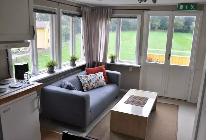 ホテル & Pensionat Björkelund