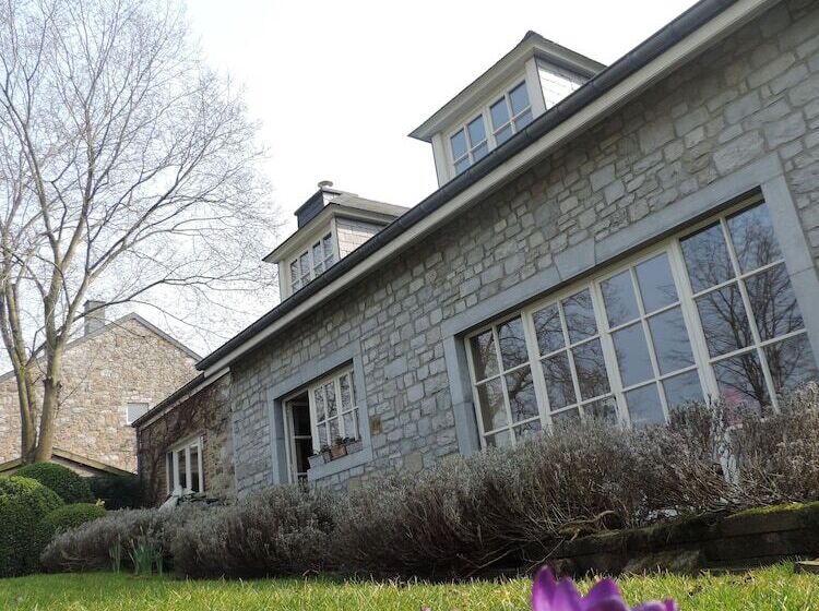 ペンション B&b La Buissonniere