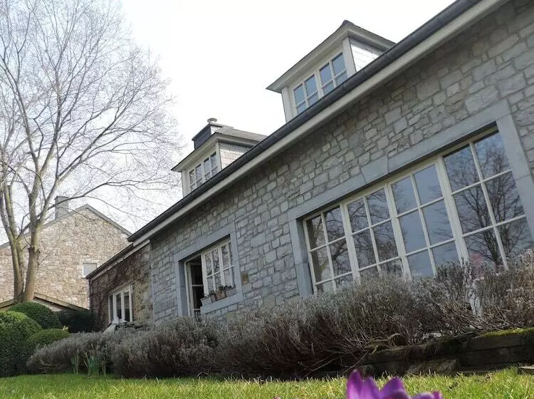 ペンション B&b La Buissonniere