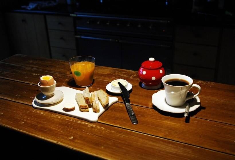 ペンション B&b La Buissonniere