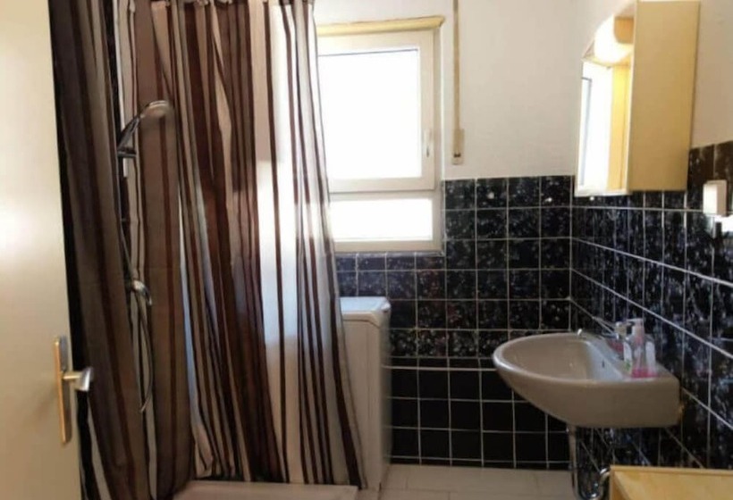 Pension Hauströpfle