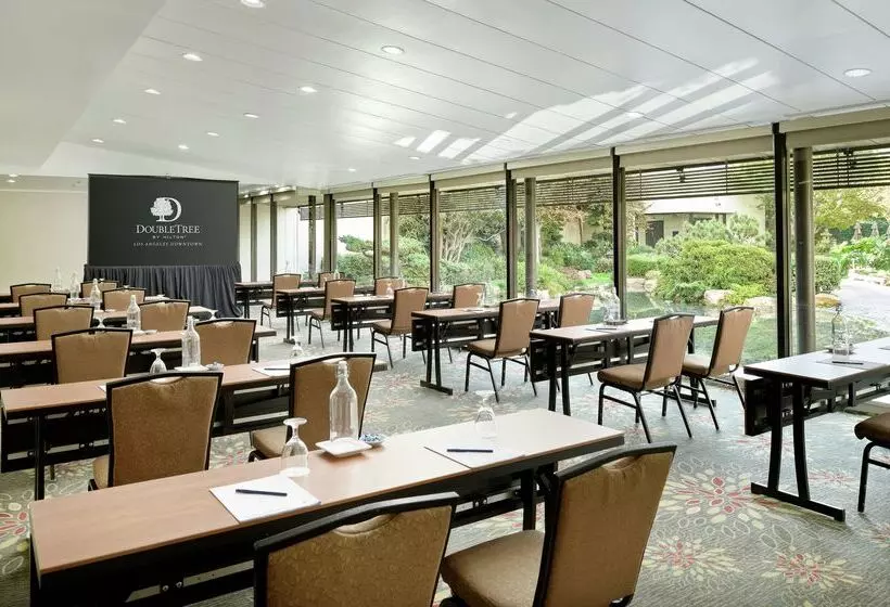 Doubletree By Hilton Hotel Los Angeles Downtown