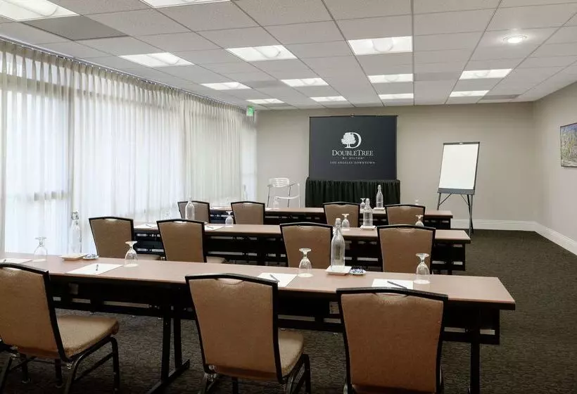 Doubletree By Hilton Hotel Los Angeles Downtown