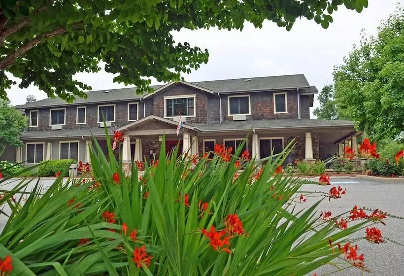 Отель Nantahala Village