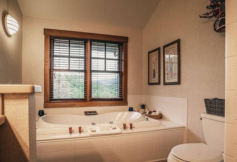 Отель Nantahala Village