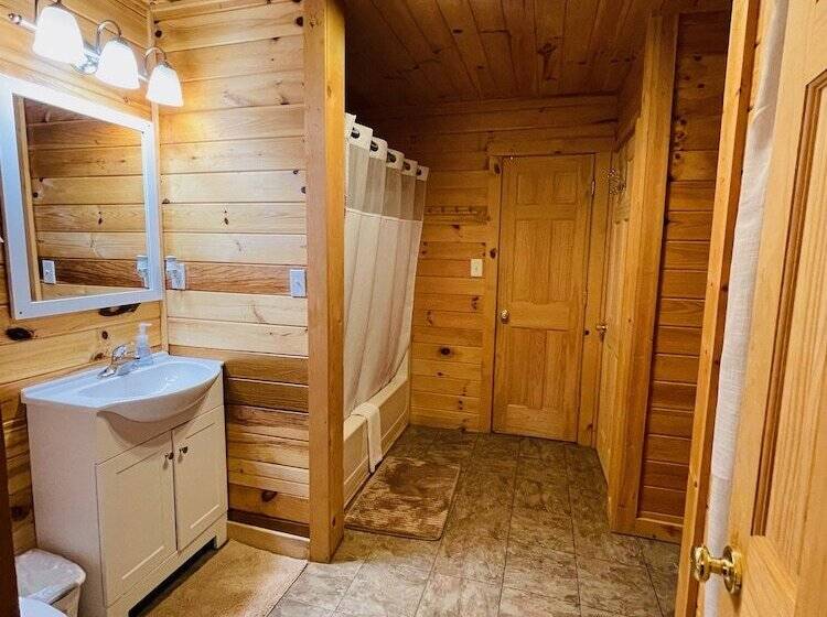 Отель Nantahala Village