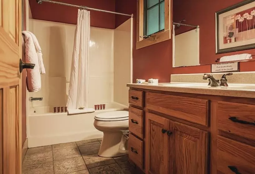 Отель Nantahala Village