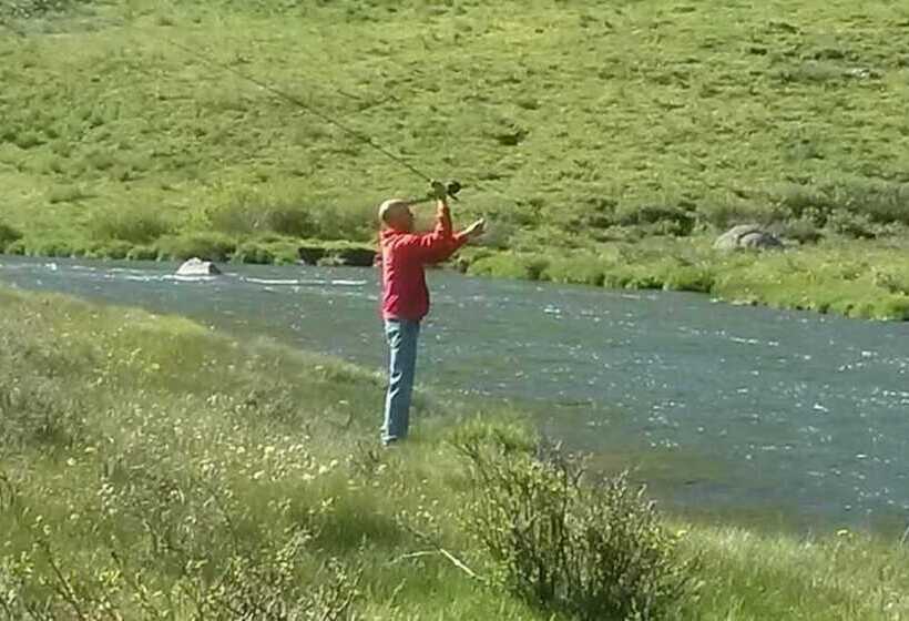 호텔 Narrow Gauge Railroad Inn