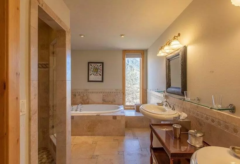 בית מלון כפרי Nordic Inn