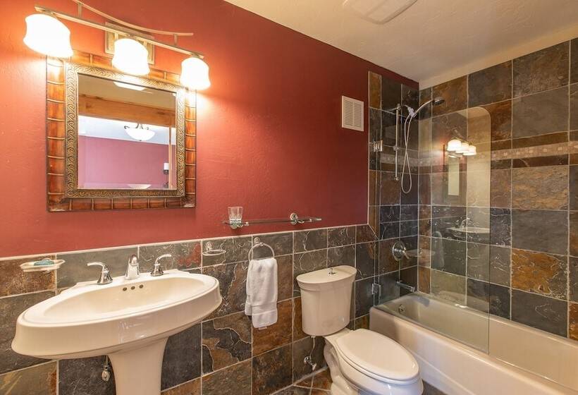 Отель Nordic Inn