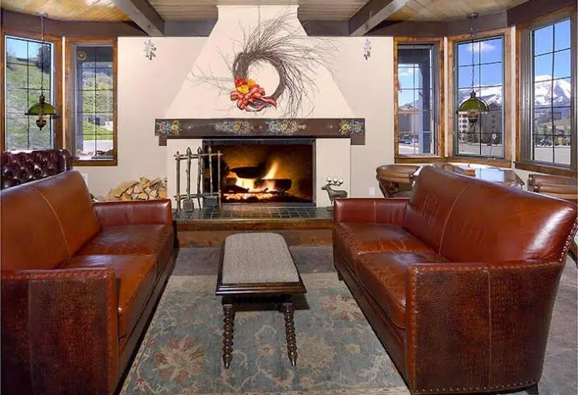 בית מלון כפרי Nordic Inn