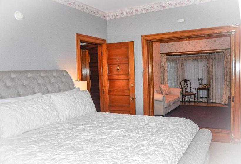فندق The Old Library Inn Bed & Breakfast