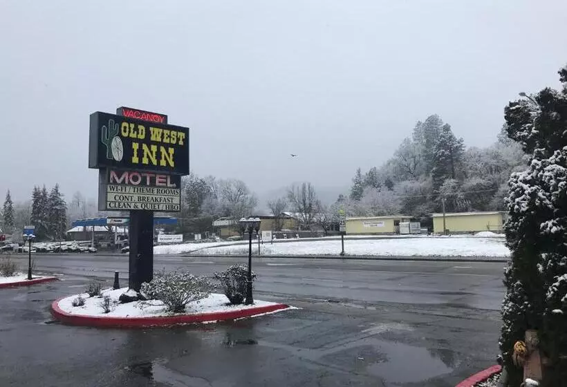 هتل The Old West Inn