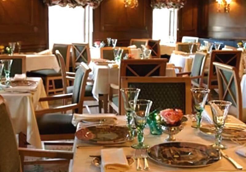 فندق The Spa At Norwich Inn