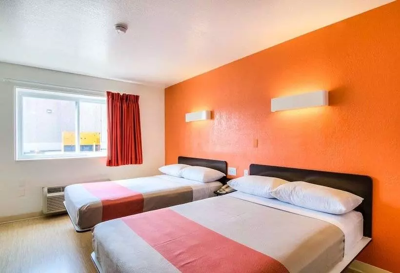 Motel 6arlington Heights, Il  Chicago North Central