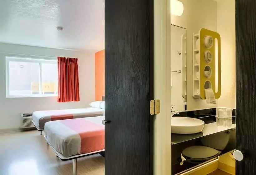 Motel 6arlington Heights, Il  Chicago North Central