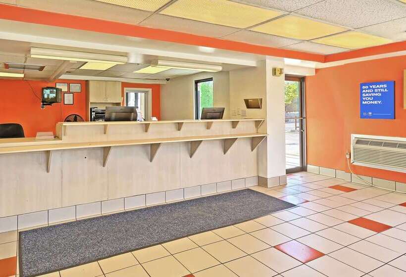 Motel 6maple Shade Township, Nj Philadelphia Mt Laurel