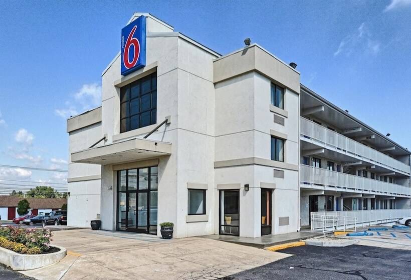 Motel 6maple Shade Township, Nj Philadelphia Mt Laurel
