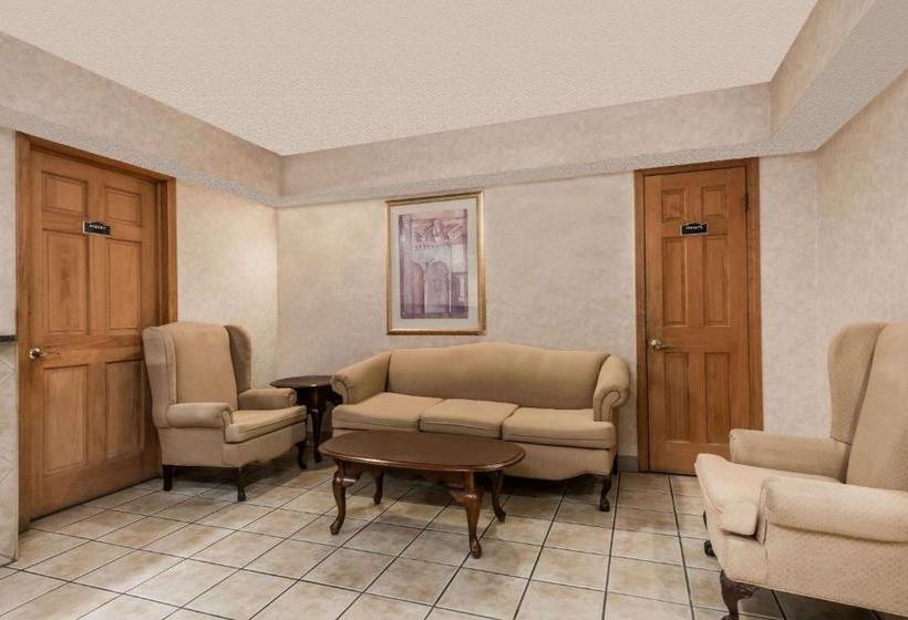 モーテル Days Inn By Wyndham Lenox Ma