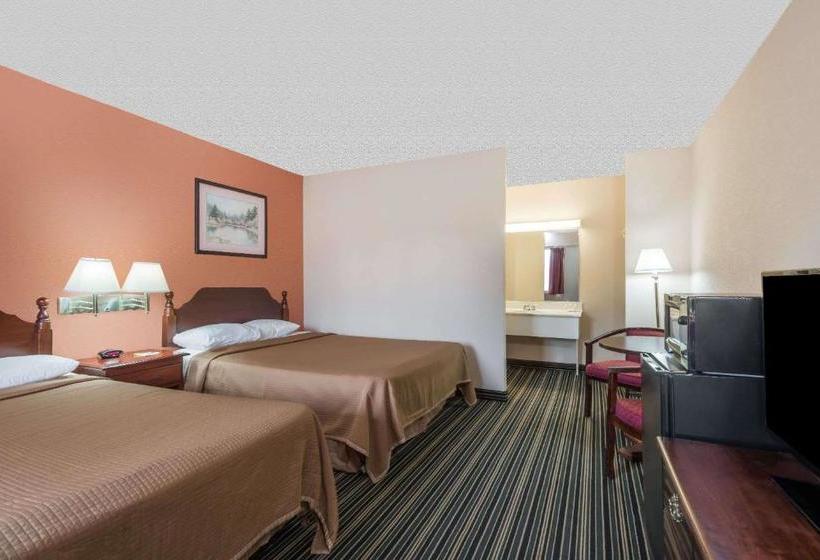 モーテル Days Inn By Wyndham Lenox Ma