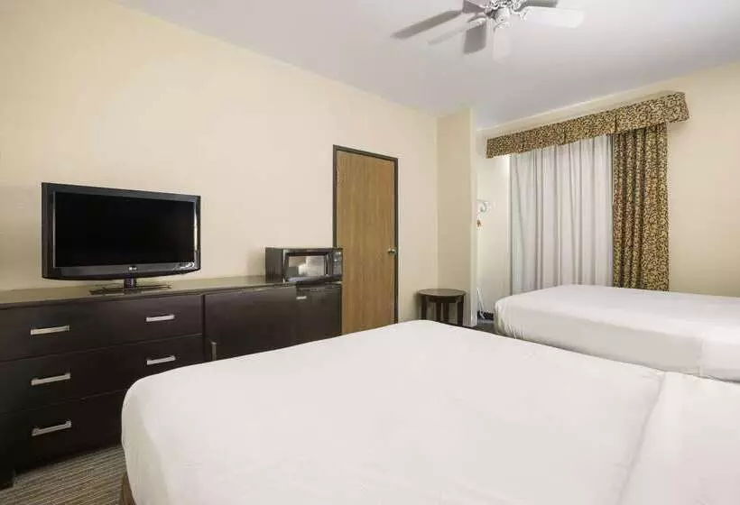 モーテル Days Inn By Wyndham Mackinaw City/bridgeview Area