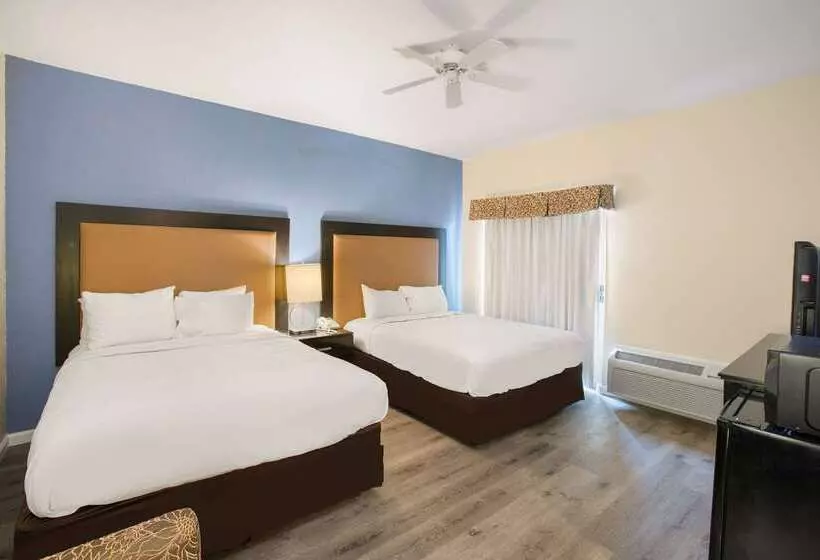 モーテル Days Inn By Wyndham Mackinaw City/bridgeview Area