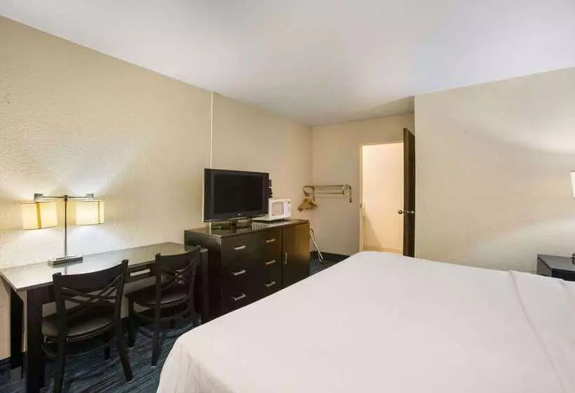 モーテル Days Inn By Wyndham Mackinaw City/bridgeview Area