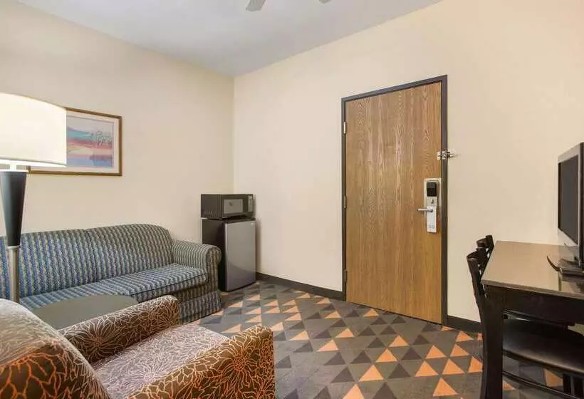 モーテル Days Inn By Wyndham Mackinaw City/bridgeview Area