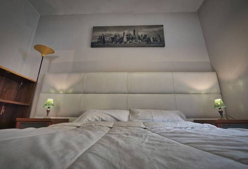 El Escondite De Biescas