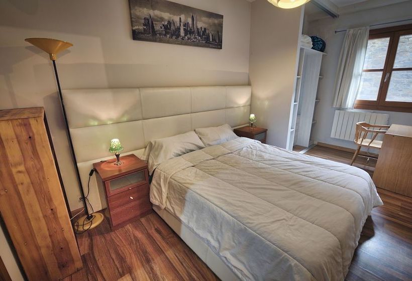 El Escondite De Biescas