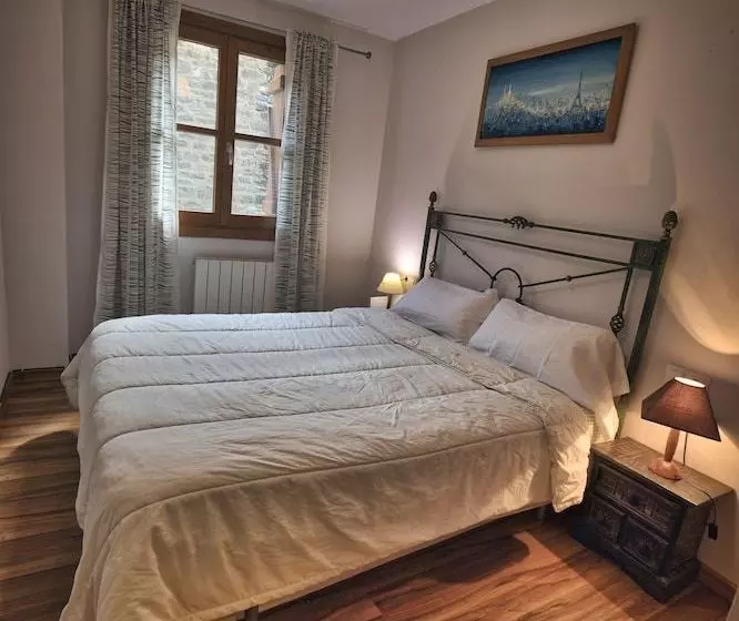 El Escondite De Biescas