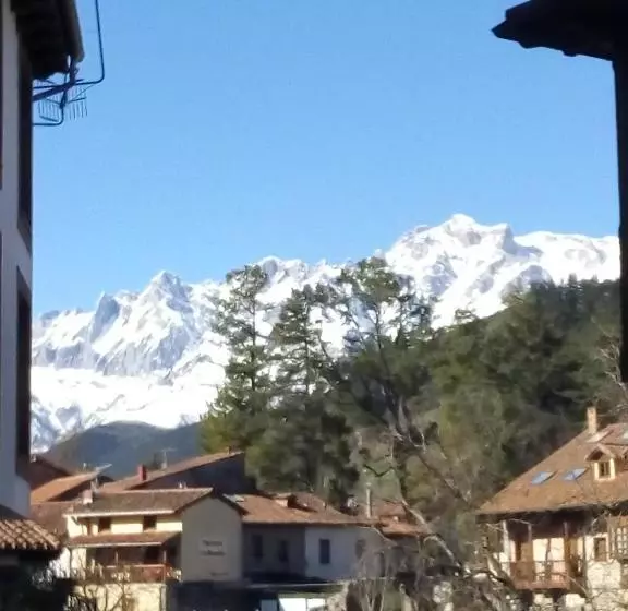 پانسیون Casa Favila