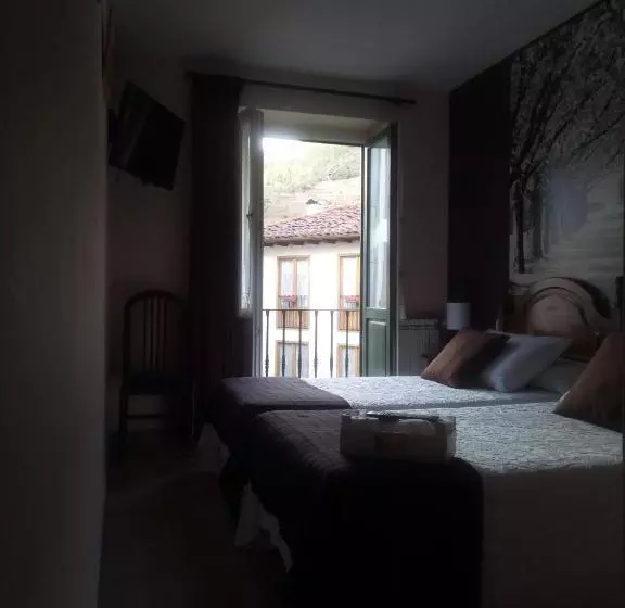 پانسیون Casa Favila