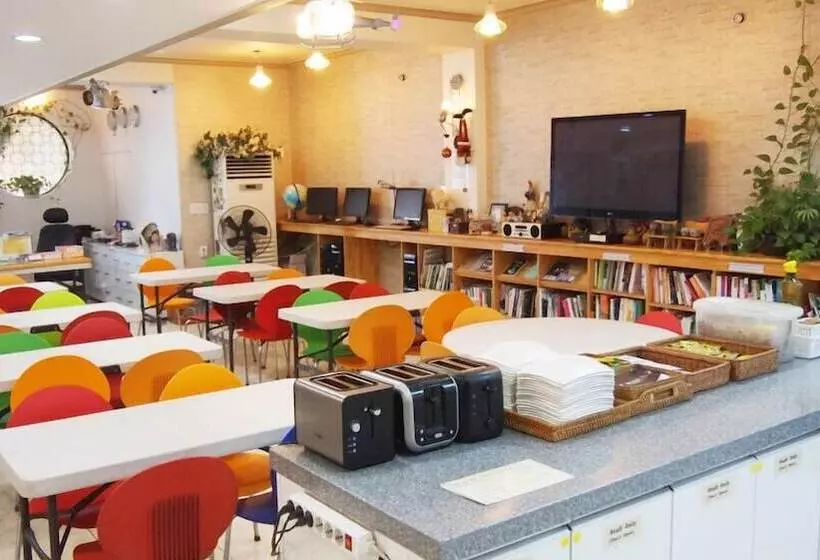 Gyeongju Guesthouse Hostel