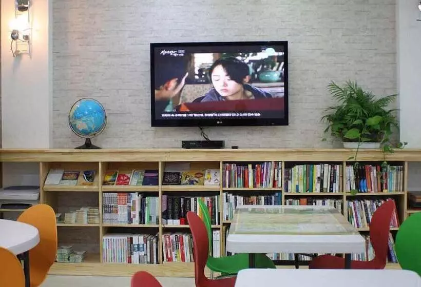 Gyeongju Guesthouse Hostel