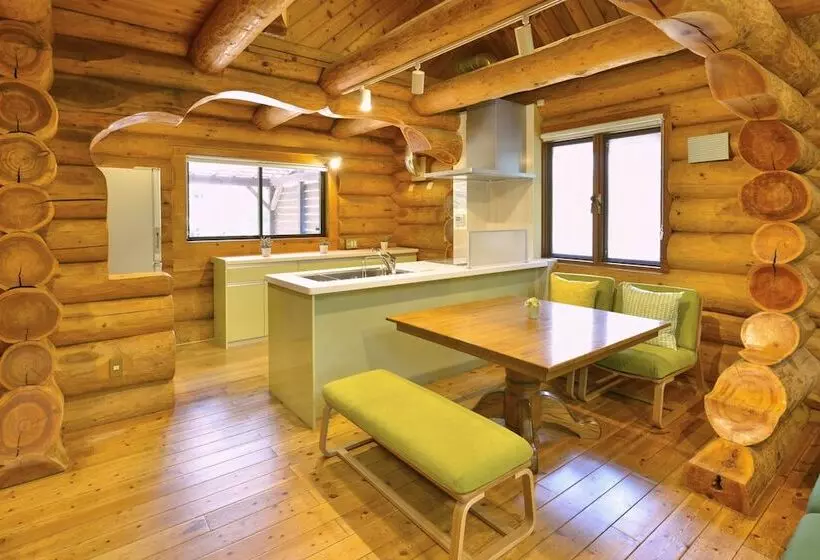 Family Cottage Notoie