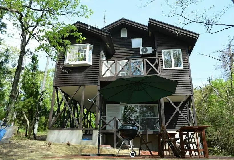 Family Cottage Notoie