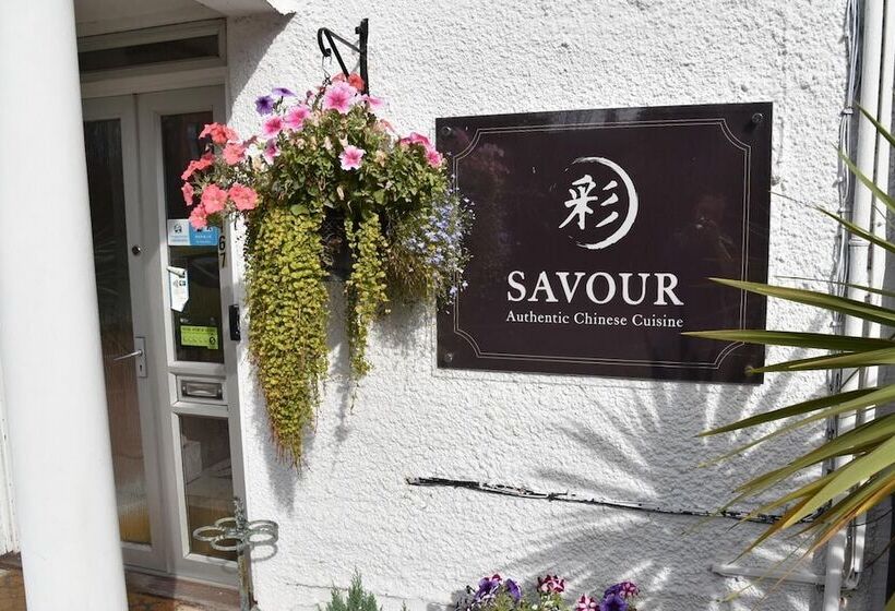 Crystal Hotel & Savour