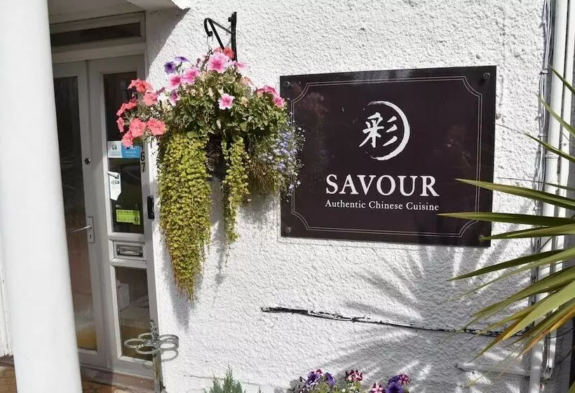 Crystal Hotel & Savour