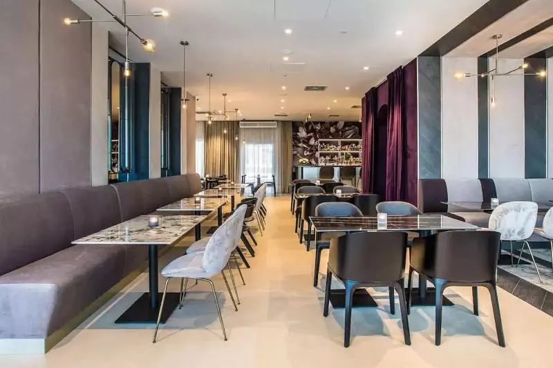 Hotell Grano Gdańsk Old Town