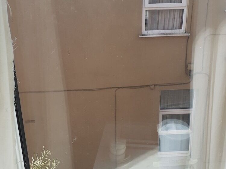 בית מלון כפרי Coastal Bay