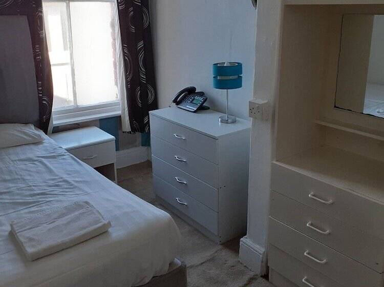 בית מלון כפרי Coastal Bay