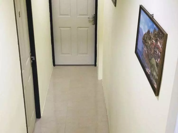 پانسیون Harrys Resiendence