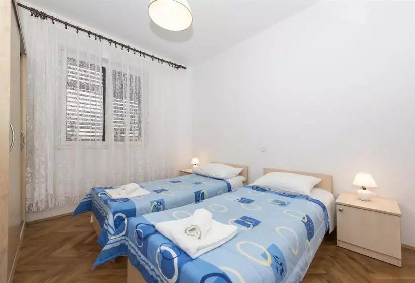 Apartments Ivan