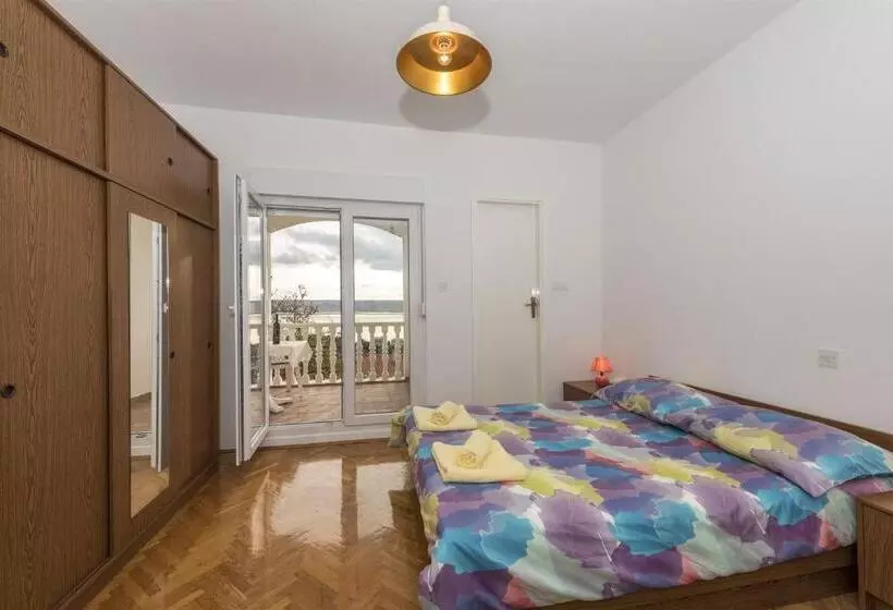 Apartments Ivan