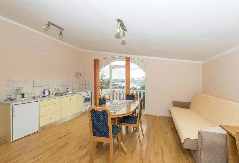 Apartments Ivan
