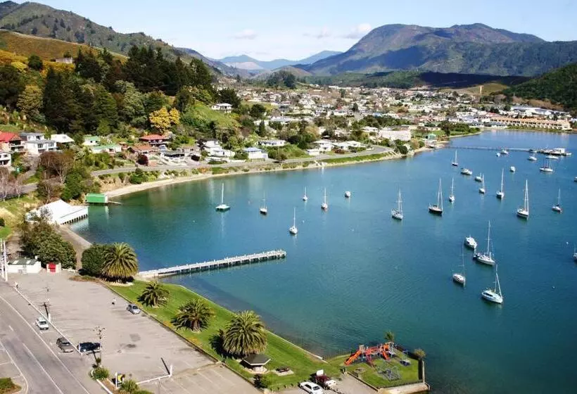 Beachside Sunnyvale Motel